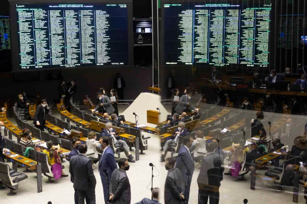 plenario da camara dos deputados votacao