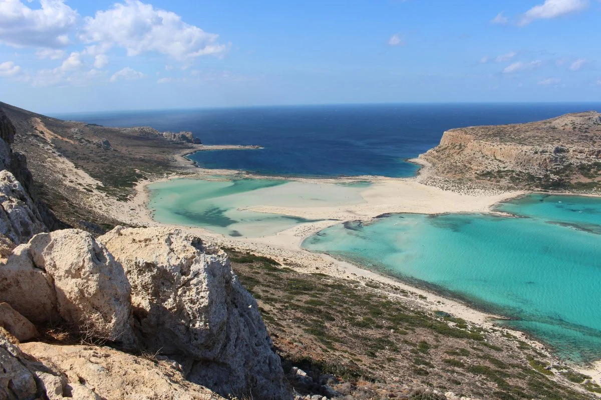 Lagoa de Balos, na península de Gramvousa, na ilha de Creta, Grécia Lagoa de Balos, na península de Gramvousa, na ilha de Creta, Grécia