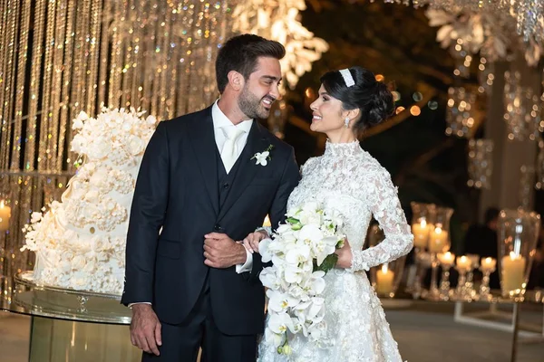 Matheus & Kauan agitam casamento de Carlos Antonio e Jéssica Oliveira