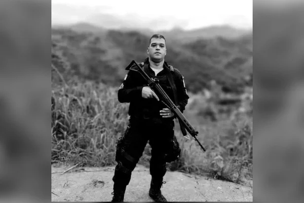 Vinícius Gomes da Silva PM morto em Niteroi no RJ 1