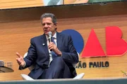 Fernando Haddad (PT), candidato ao governo de São Paulo, em sabatina na OAB-SP