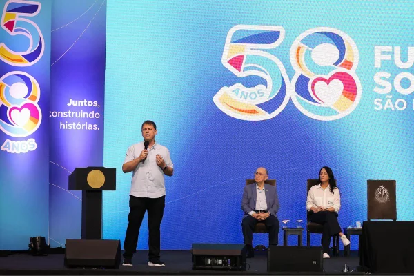 Tarcísio de Freitas (Republicanos), governador de SP, no aniversário de 58 anos do Fundo Social São Paulo - Metrópoles