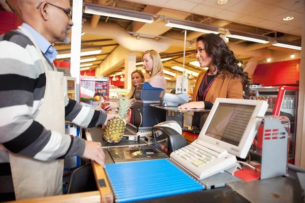 Compras mensais ou semanais? Veja vantagens e desvantagens de cada uma - destaque galeria Compras mensais ou semanais? Veja vantagens e desvantagens de cada uma - destaque galeria