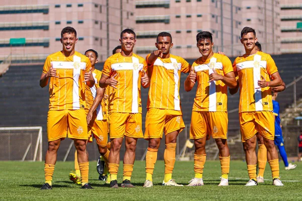 Brasiliense goleia Greval e permanece invicto no Candangão Sub-20