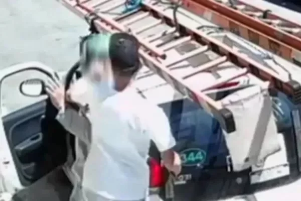 Funcionário de companhia é agredido ao cortar energia de casa