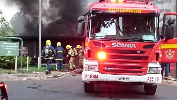 Incêndio no Setor Hoteleiro Norte assusta população. Veja vídeo