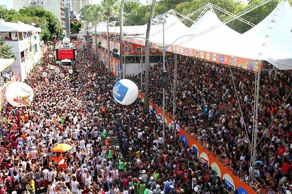Câmara de Salvador proíbe o arrastão da Quarta de Cinzas