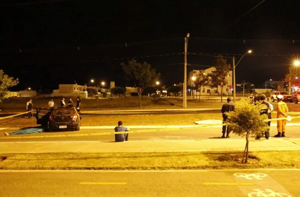 Após confusão em festa, rapaz pega carro e mata dois no DF