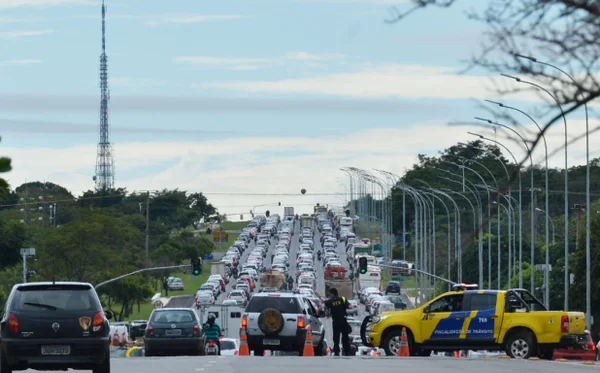 Brasileiro prefere cidade compacta. E com transporte público. E você?