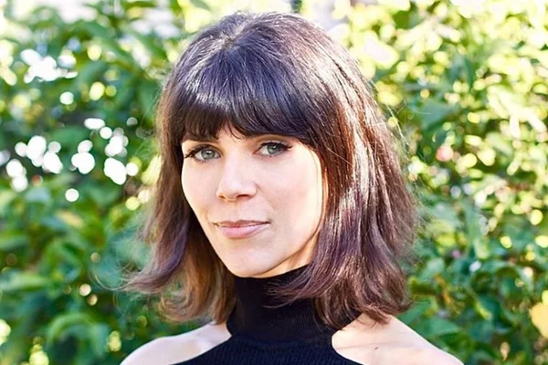 Atriz de Brasília, que teve mesmo coach de Bon Jovi, volta à TV em série