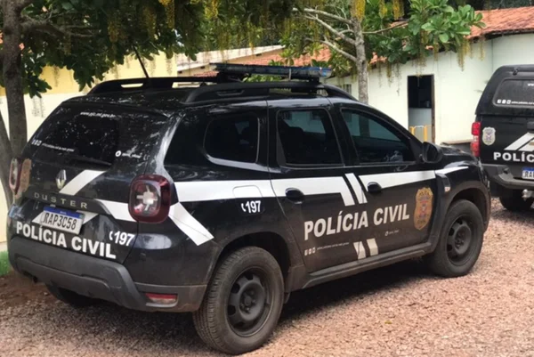 Imagem colorida de viatura da Polícia Civil - Metrópoles