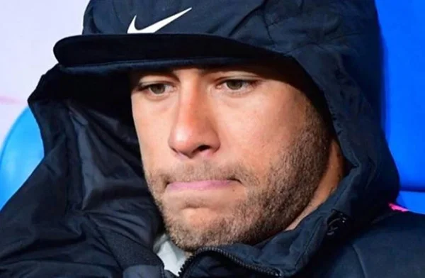 Neymar desabafa após agredir torcedor: “Ninguém tem sangue de barata”