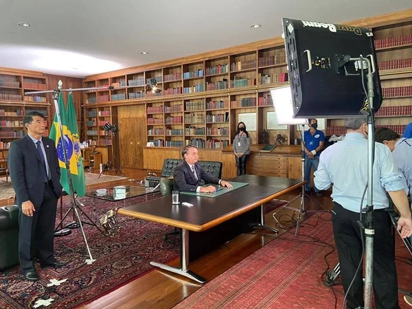 Em pronunciamento de 7 de setembro, Bolsonaro cita “sombra do comunismo”
