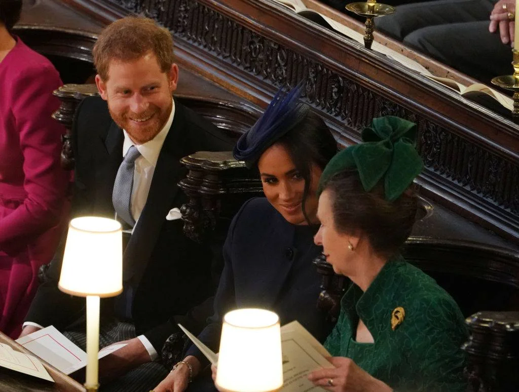 Príncipe Harry, Meghan Markle e princesa Anne Príncipe Harry, Meghan Markle e princesa Anne