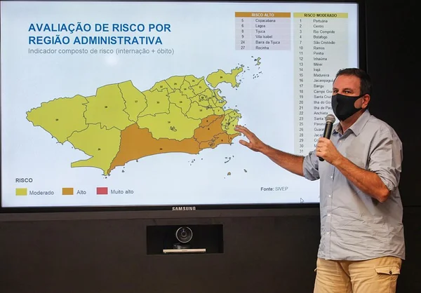 Eduardo Paes apresenta novo boletim epidemiológico do Rio
