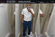 Com roupa da Lacoste Com roupa da Lacoste
