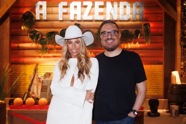 Diretor de A Fazenda diz que queria Deborah Secco no reality - destaque galeria Diretor de A Fazenda diz que queria Deborah Secco no reality - destaque galeria