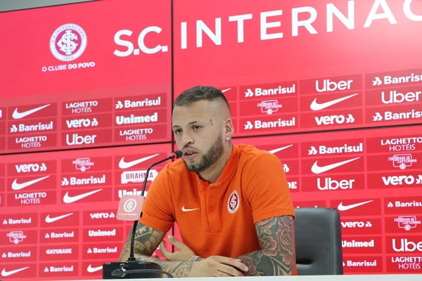 Nico López pede “jogo perfeito” do Inter contra o Flamengo no Maracanã