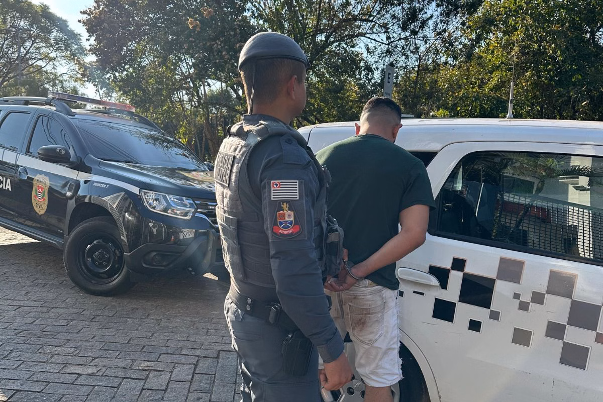 SP: homem é preso por violência doméstica após agredir esposa e filha 3 Homem preso por violência doméstica