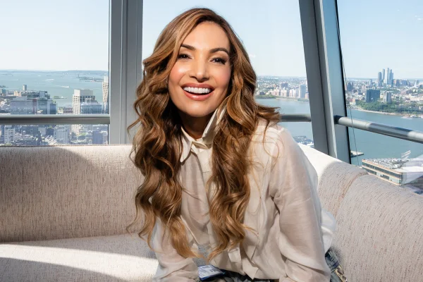Patrícia Poeta fala de sucesso e cobrança aos 50: "Por que desacelerar?" - Metrópoles