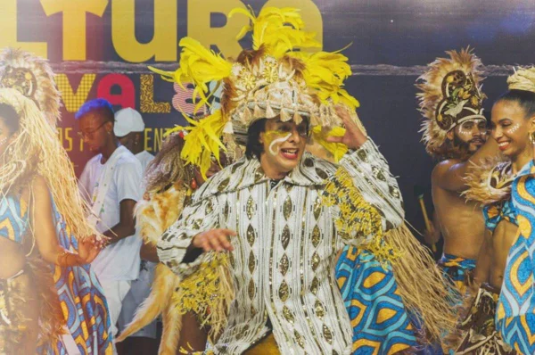 Carnaval fora de época: veja a programação do desfile de escolas de samba no fim de semana