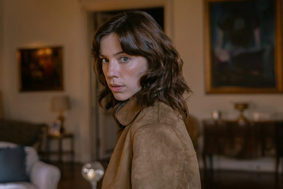 Alice Wegmann como Maira na série Dom de Iludir, da Netflix Alice Wegmann como Maira na série Dom de Iludir, da Netflix