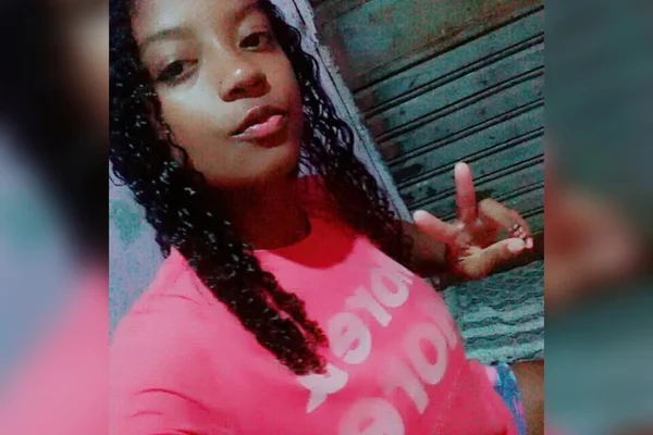 Saiba quem é a jovem morta a facadas por mulher após crise de ciúme no DF