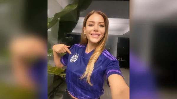 Esposa de técnico do River Plate acusa escola de racismo