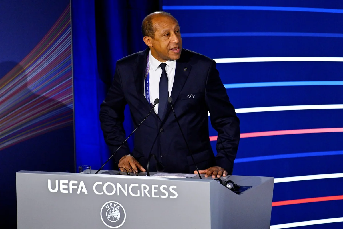 Philip Diallo, presidente da Federação Francesa de Futebol. Philip Diallo, presidente da Federação Francesa de Futebol.
