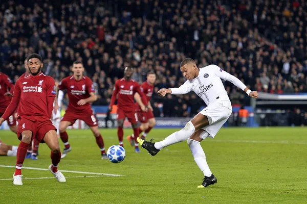Liverpool teria oferecido 200 milhões de euros por Mbappé, diz TV