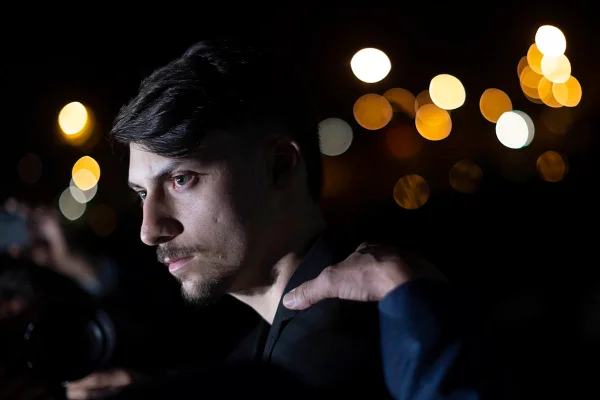 Jair Renan, filho de Bolsonaro, é alvo da PCDF em operação contra lavagem de dinheiro