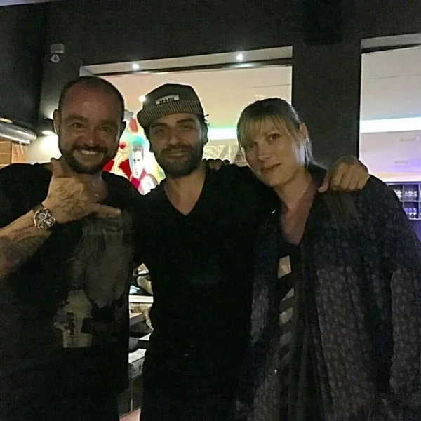 Ator de “Star Wars – O Despertar da Força” é visto em restaurante de Brasília