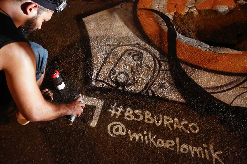 Setor de Indústrias e do Grafite. #bsburaco dá um trato em cratera no SIG - imagem 27 Setor de Indústrias e do Grafite. #bsburaco dá um trato em cratera no SIG - imagem 27