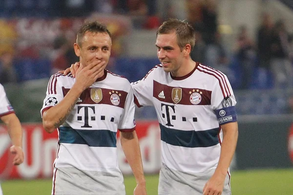 Cheirinho de treta: Rafinha diz preferir Lahm a Daniel Alves