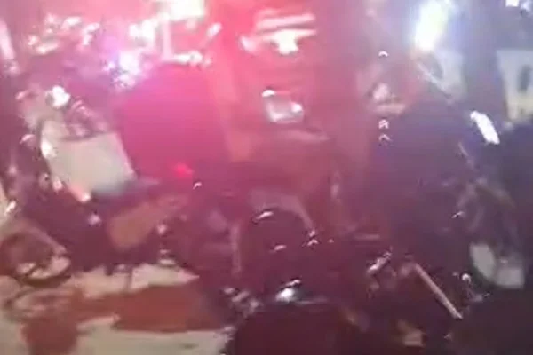 Motoboys realizam protesto após agressão contra entregador no bairro de Cuiá, em João pessoa