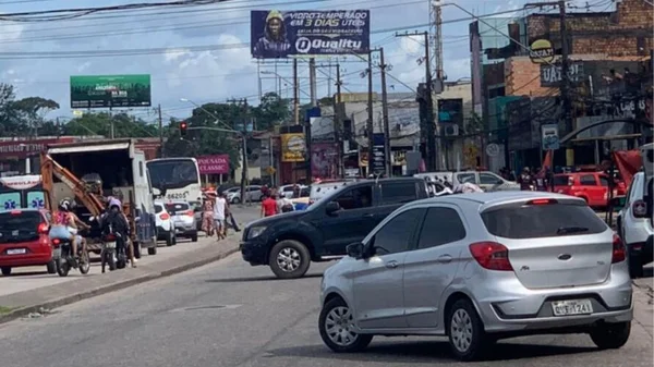 Vídeo: vítima é feita refém durante assalto em joalheria no Pará