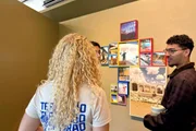 Estudantes de Planaltina visitam mostra Constelações Contemporâneas