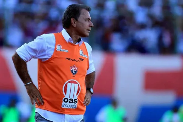 Imagem colorida de Ricardo Silva, do Vitória - Metrópoles
