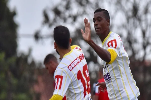 Brasiliense empata jogo-treino contra o Atlético-GO em Goiânia: 1 x 1