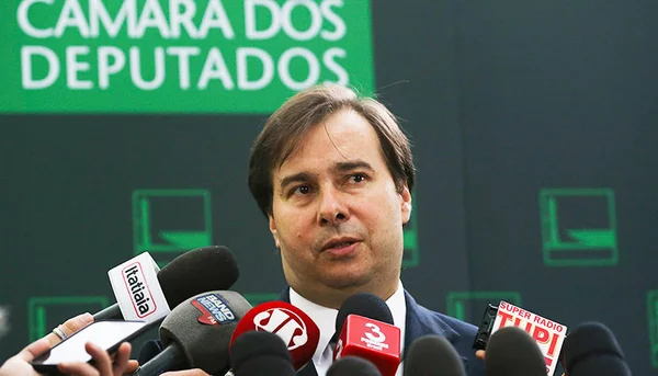 Haverá repercussão do fatiamento do impeachment de Dilma, diz Maia