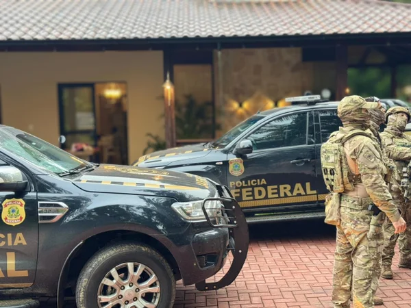 PF descobre esquema de “locação” de armas de guerra em SC