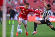 Internacional e Santos se enfrentaram pelo Brasileirão