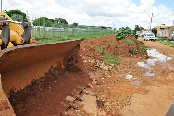 Brazlândia recebe investimento de R$ 915 mil em drenagem e pavimentação