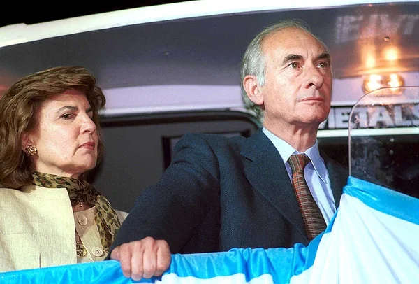 Ex-presidente argentino Fernando De la Rúa morre aos 81 anos