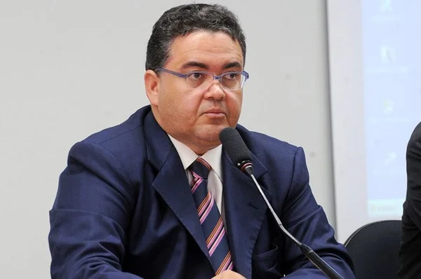 Presidente de comissão diz que nova CPMF pode contaminar reforma tributária