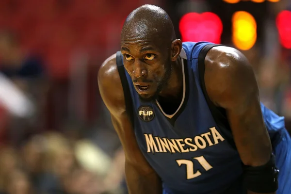 Foto colorida de Kevin Garnett - Metrópoles