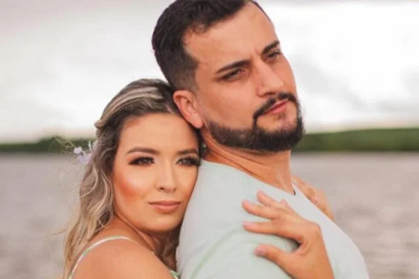 Beatriz Miranda e noivo Bruno Silva