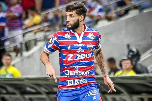 Foto colorida de Juninho Capixaba