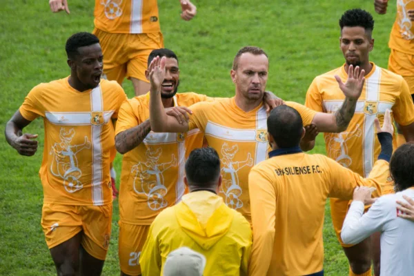 De virada, Brasiliense vence e avança às semifinais da Copa Verde