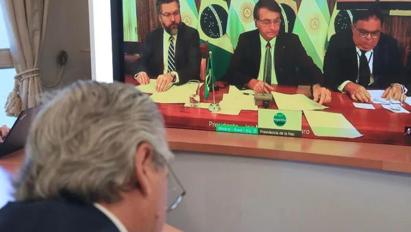 Cúpula do Mercosul virtual adia encontro de Bolsonaro e Fernández